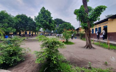 Une cours d'école en République démocratique du Congo @ponabana