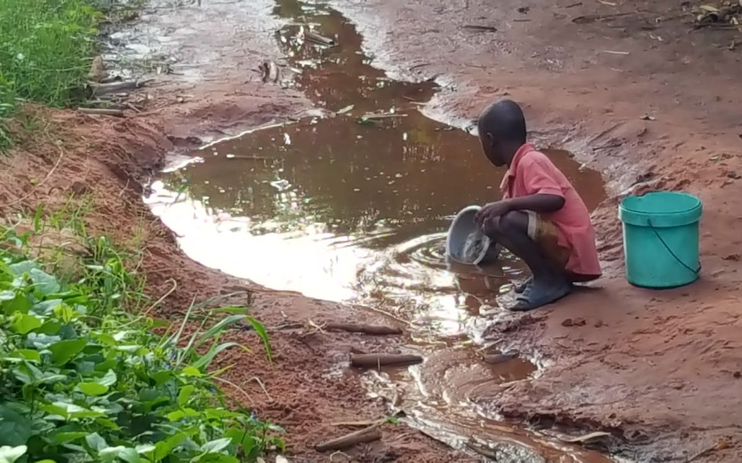 À Kalemie, je sors de la maison à 4 heures du matin pour aller puiser de l’eau