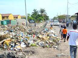 Les déchets et les immondices sont un danger pour les enfants à Kinshasa