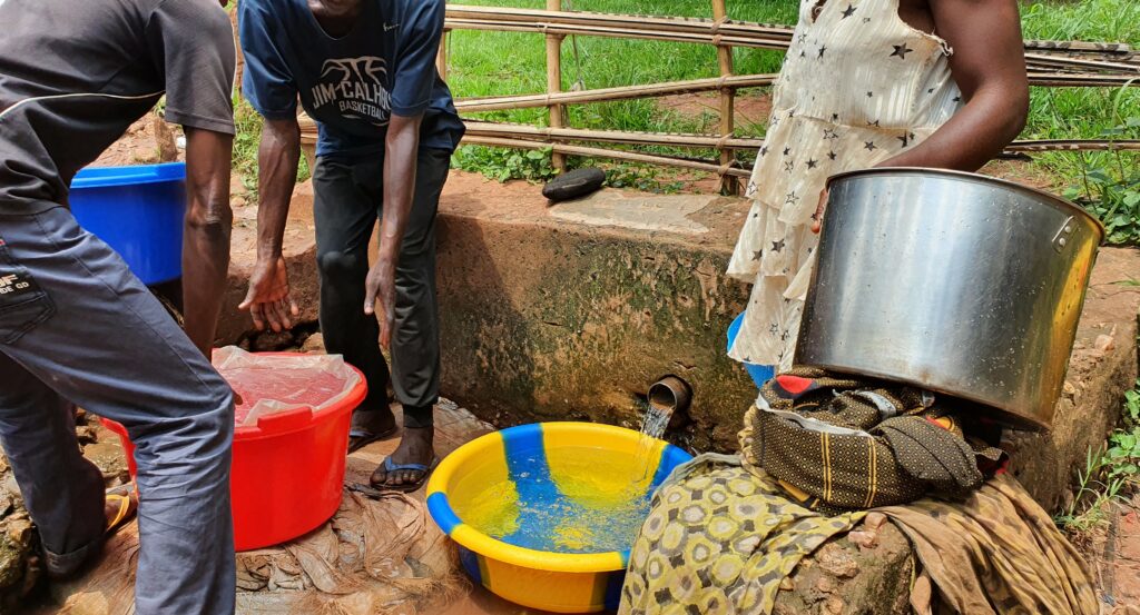 Francis, enfant non-scolarisé de Kamonia