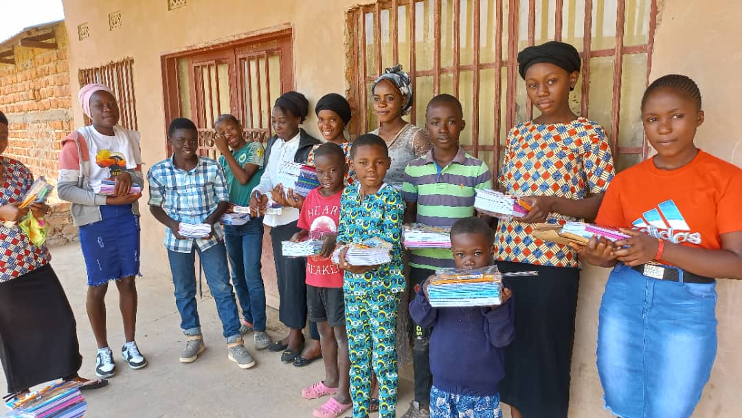 Kipushi : 25 orphelins ont reçu des kits scolaires