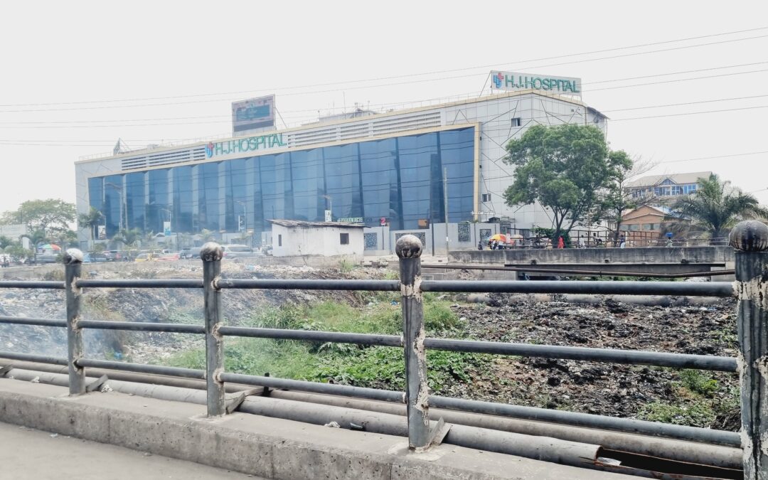 J’ai vu une rivière de déchets plastiques à Kinshasa