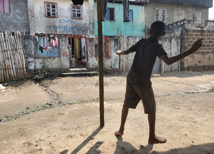 Accusé de sorcellerie, Frédéric a été chassé de la maison