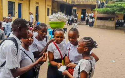 Mon amie travaille mal à l’école à cause des tâches ménagères