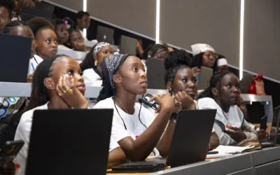 J’aide mes amies pendant la formation 